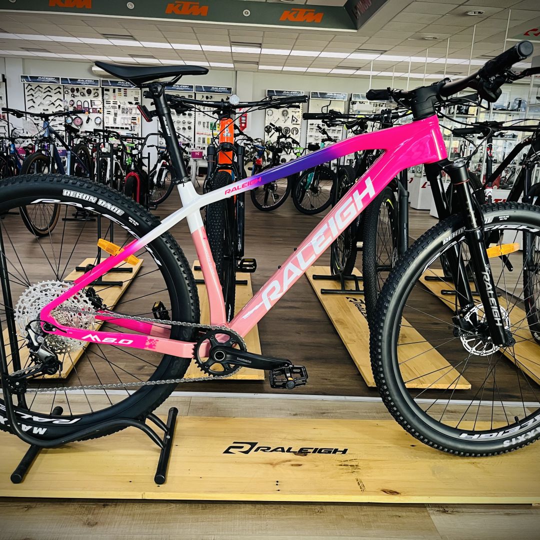 bicicleta-raleigh-dama-80-r29-18-rosa-con-blanco-y-purpura