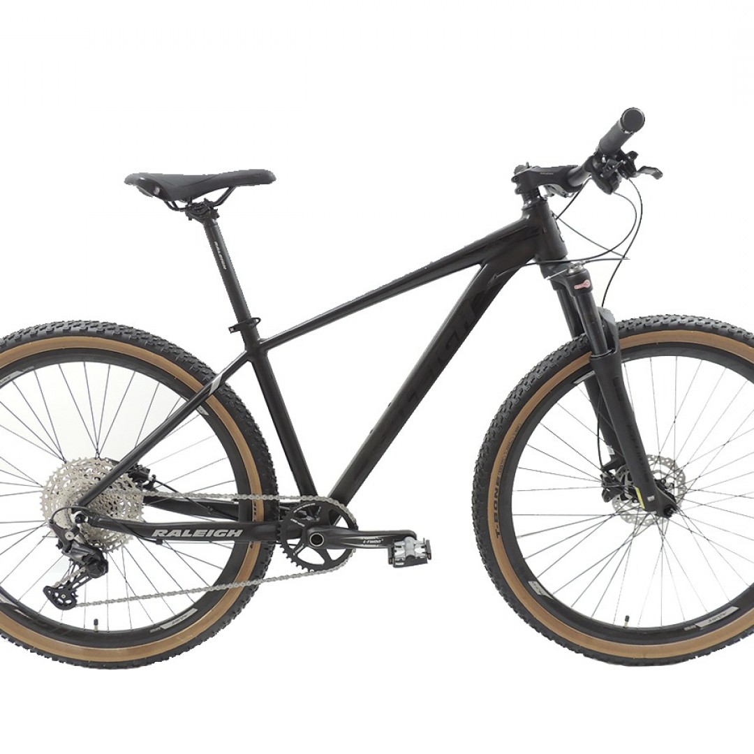 raleigh-70-r29-21-negro-con-negro