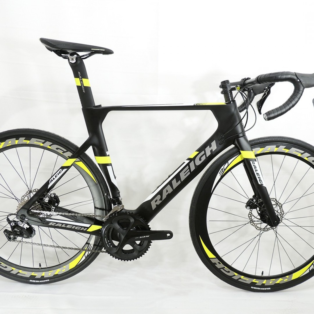 raleigh-strada-40-48cm-negra-con-verde